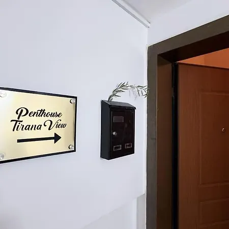 Luxury Penthouse With Veranda Apartmán